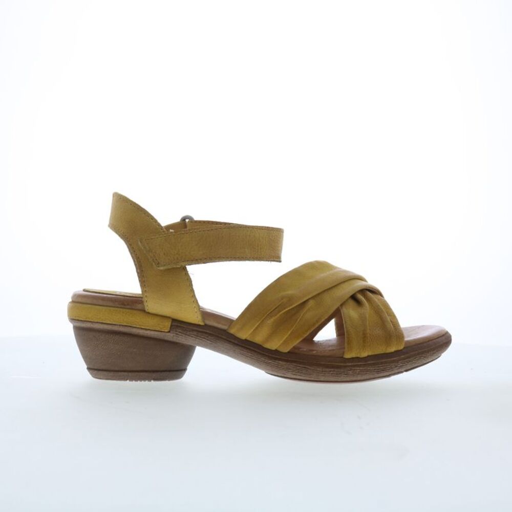 Miz Mooz Womens Collette Yellow Shoes (NWT)